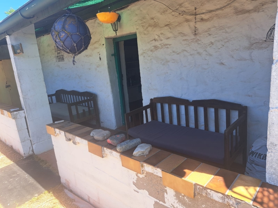 16 Bedroom Property for Sale in Trekoskraal Western Cape